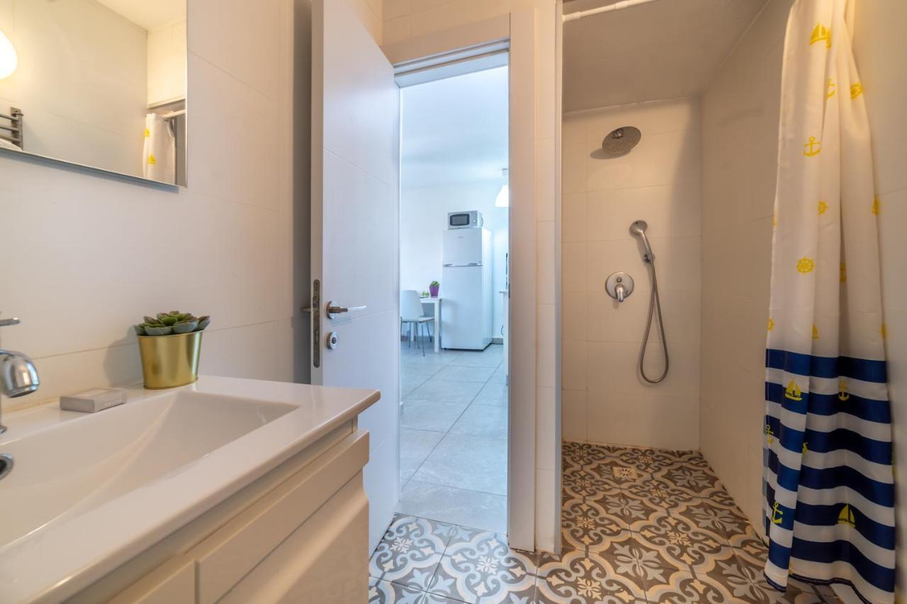 One Bedroom Apartment By Stay Eilat - Eilot Street Екстер'єр фото
