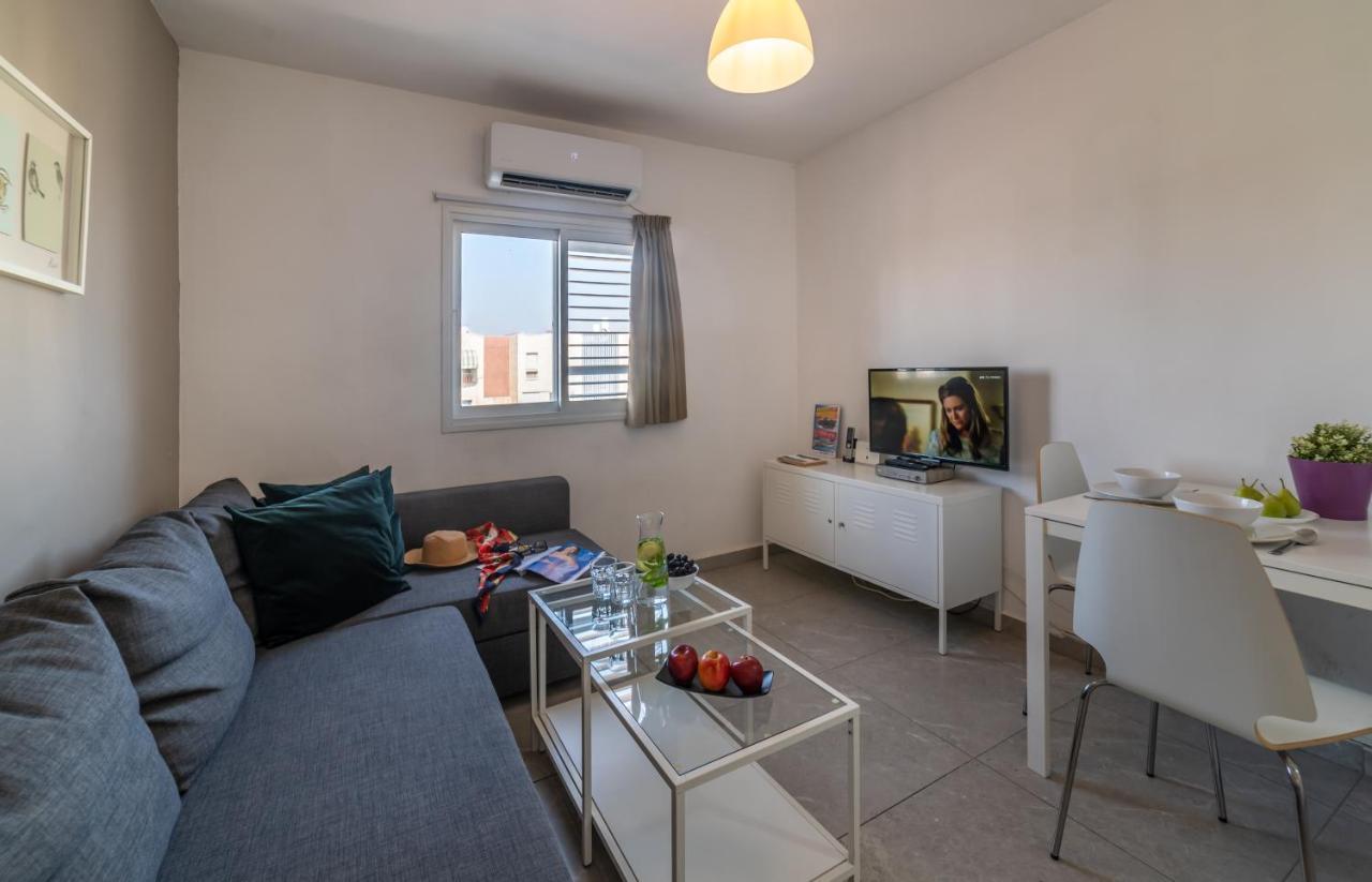 One Bedroom Apartment By Stay Eilat - Eilot Street Екстер'єр фото